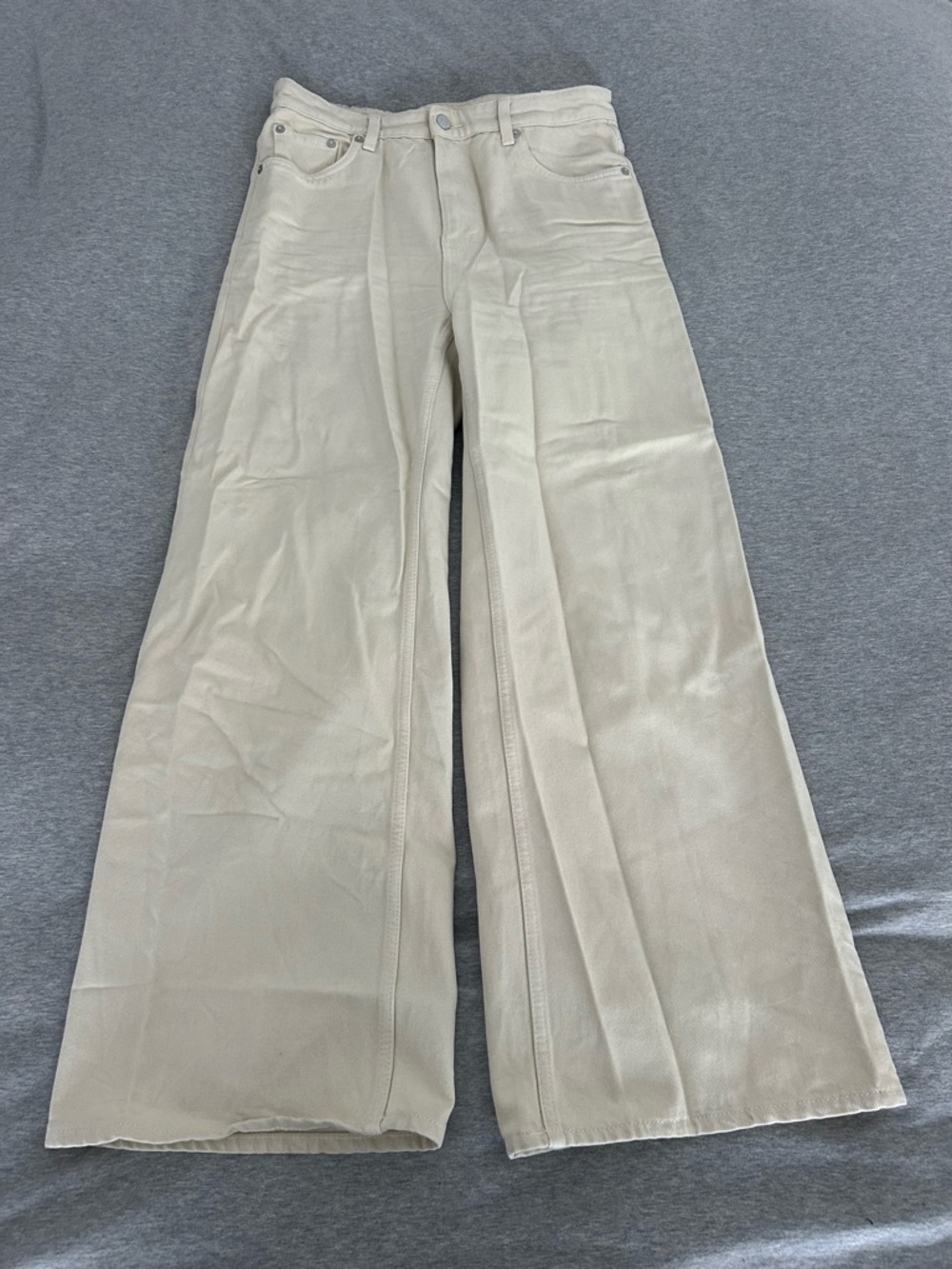 Weekday high rise wide leg jeans in 28x30 kakhi/ecru